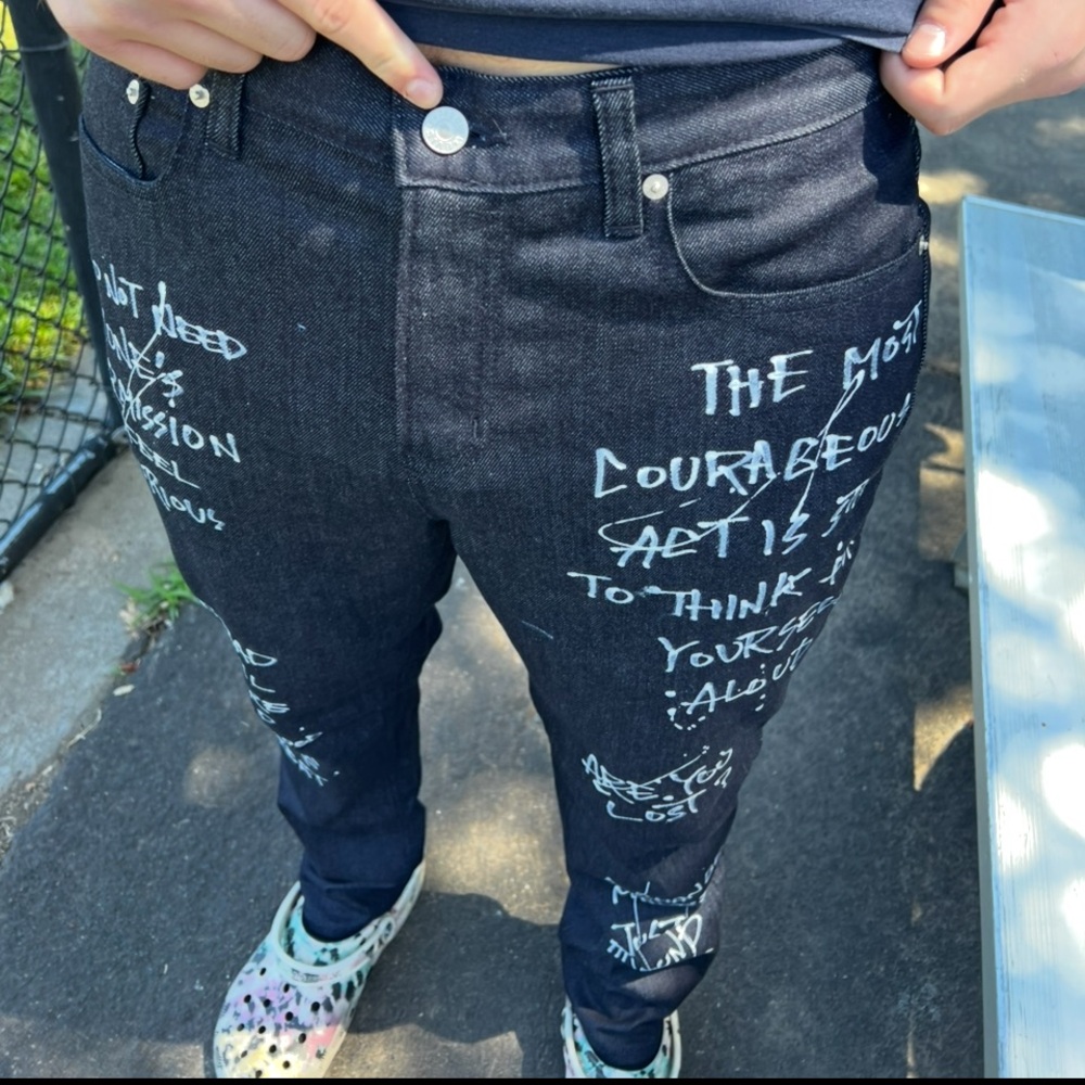 NEW EVISU MEN JEANS INDIGO WORDS GRAFFITI WRITING 34 GLAMOROUS PERMISSION CHANGE